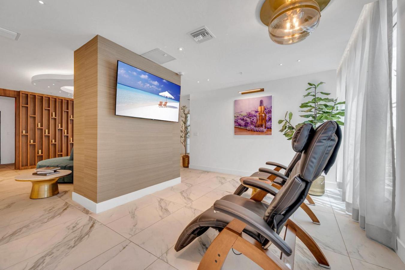 Charming 3-bed Mins From Brickell With Free Parking * Miami