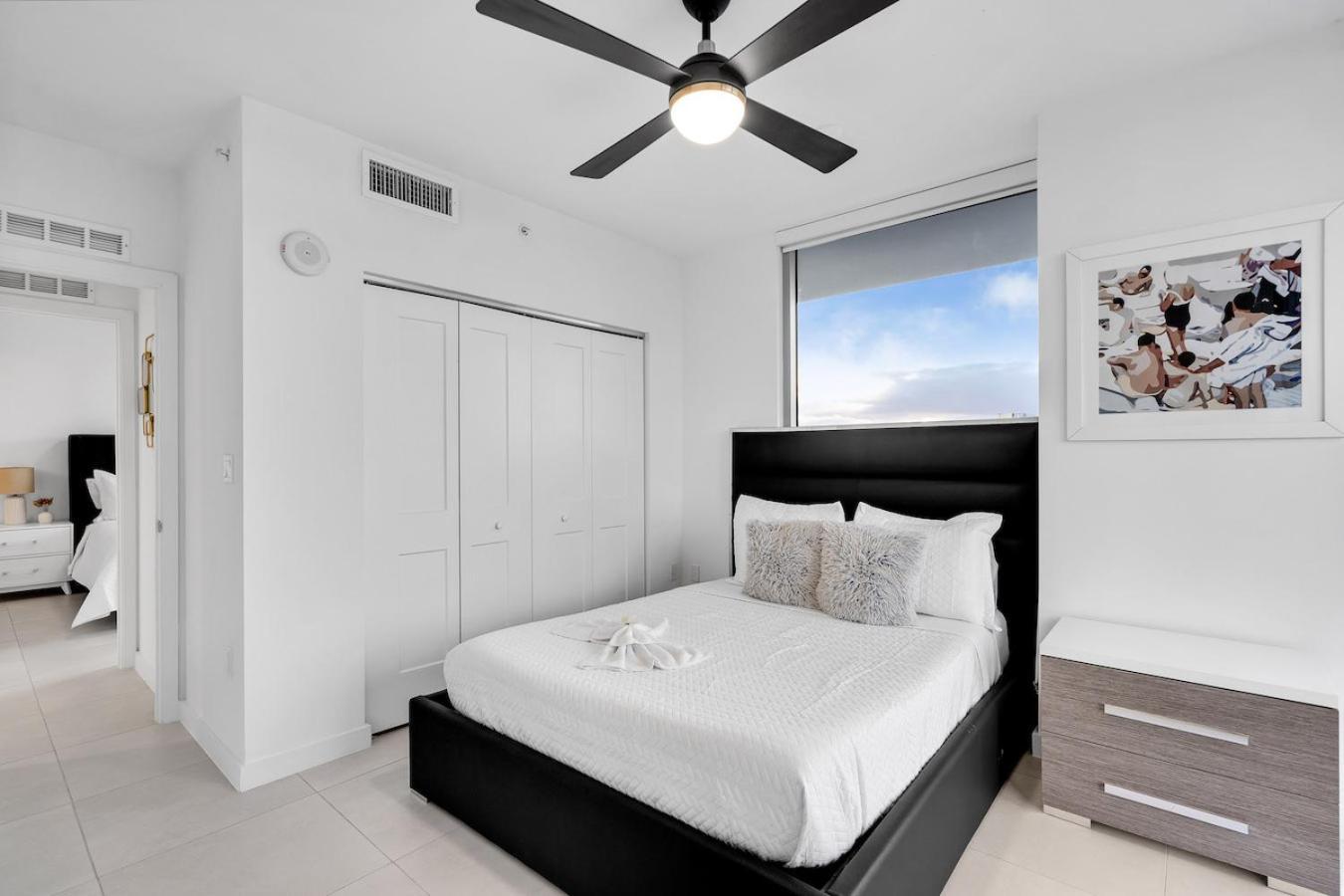 Charming 3-bed Mins From Brickell With Free Parking Apartment