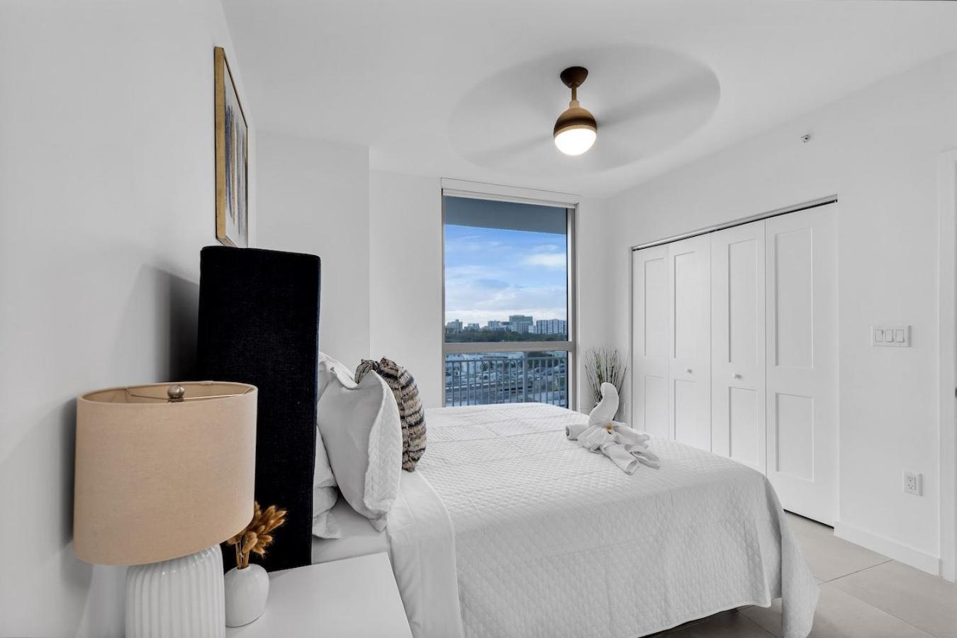 Charming 3-bed Mins From Brickell With Free Parking *