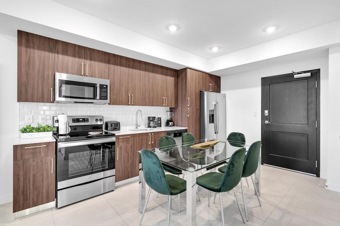 Charming 3-bed Mins From Brickell With Free Parking