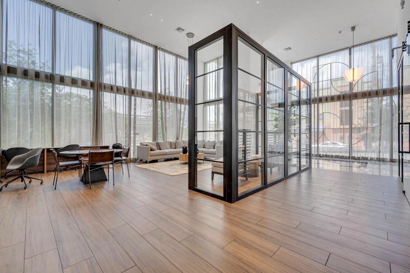 Charming 3-bed Mins From Brickell With Free Parking Apartamento