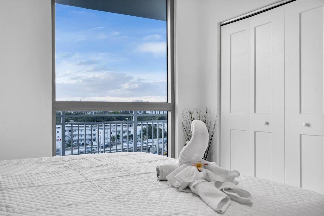 Charming 3-bed Mins From Brickell With Free Parking Apartamento *