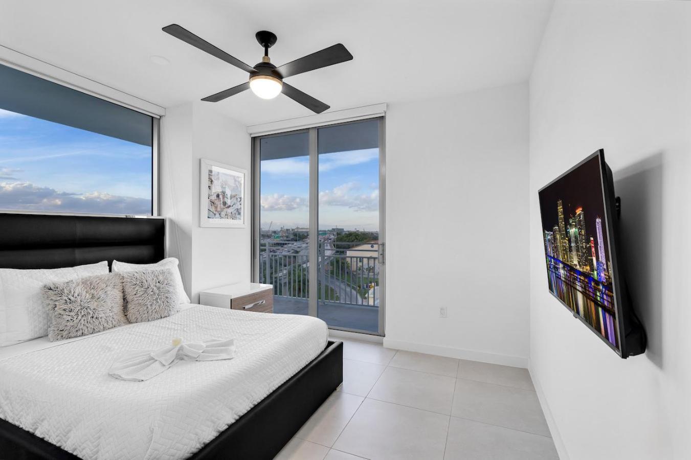 Charming 3-bed Mins From Brickell With Free Parking Apartamento *