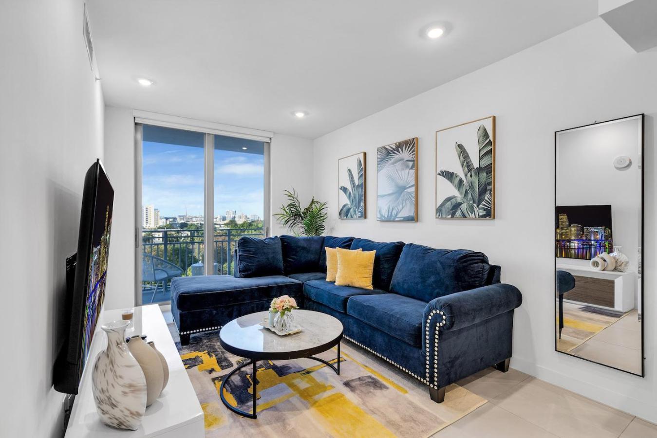 Charming 3-bed Mins From Brickell With Free Parking Apartamento *